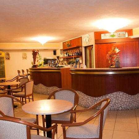 Hotel Beppe Rimini Kültér fotó