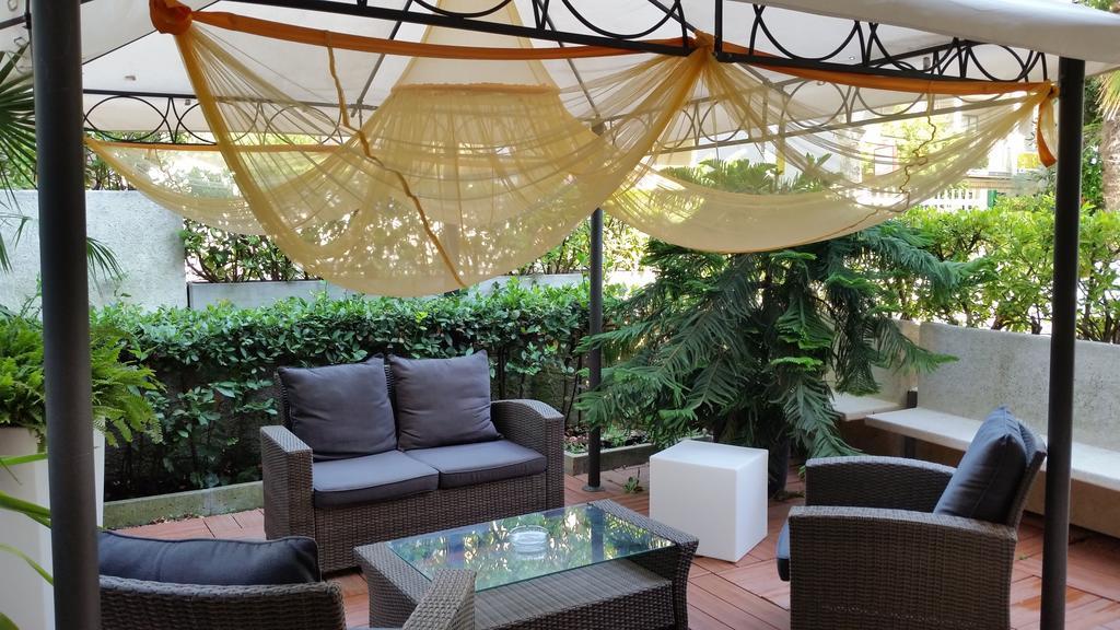 Hotel Beppe Rimini Kültér fotó
